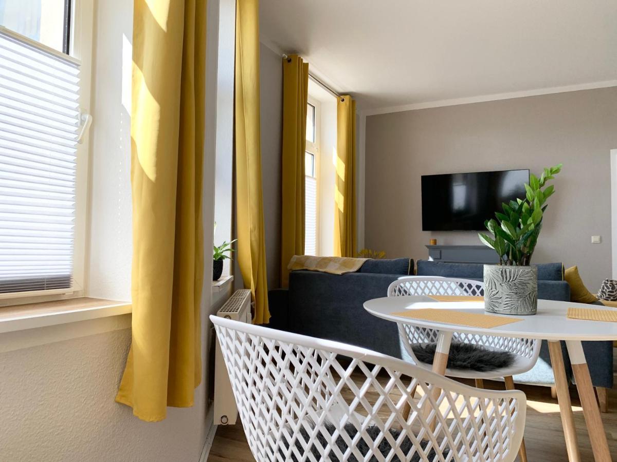 Apartment Lovely City-apartment*tiefgarage,zentrum,btu* *